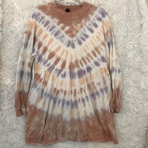 Tie-Dye Long Sleeve Knit Dress